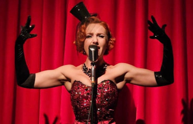 Бурлеск кабаре «Madam Boom» -